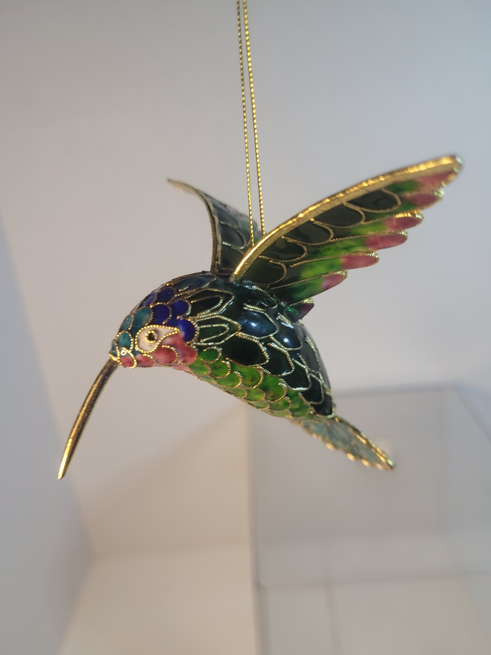 Cloisonne Enamel Hummingbird Approx. 4" x 3" Preowned/gold trim (D)